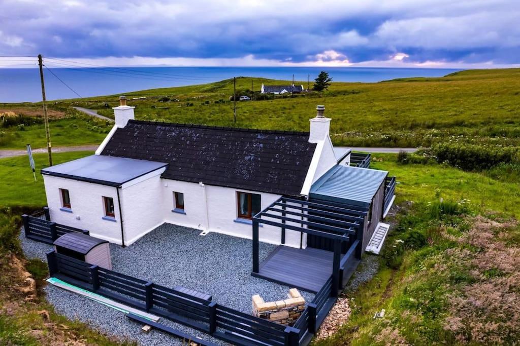 No. 6 - The Little House That Gives You A Hug Trumpan Exterior foto