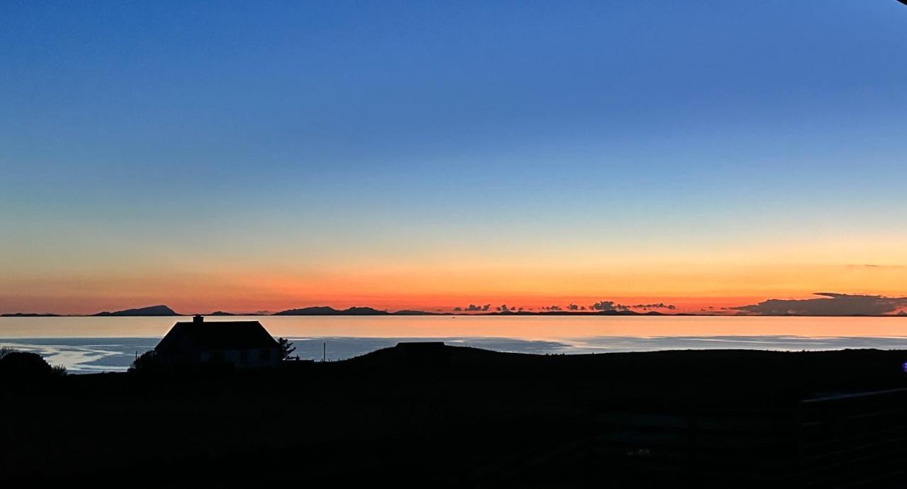 No. 6 - The Little House That Gives You A Hug Trumpan Exterior foto
